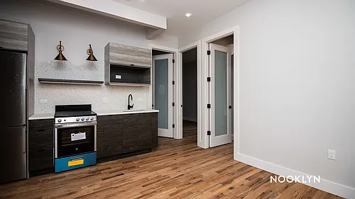 48 Jefferson St #4B Photo 1