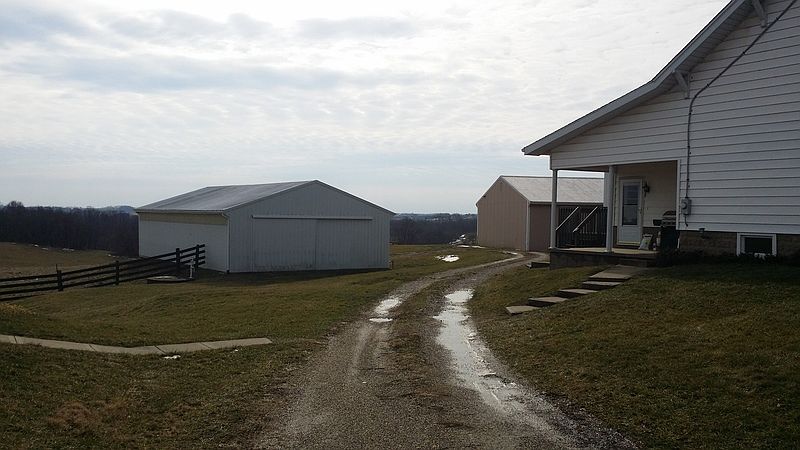 2nd image of 560 Rix Mills Rd
