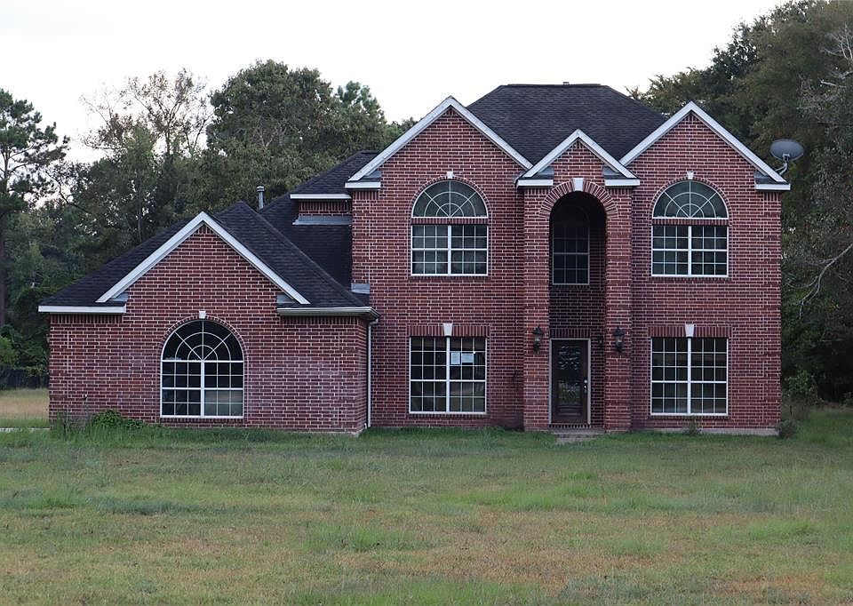 1st image of 19396 Riverwalk Dr