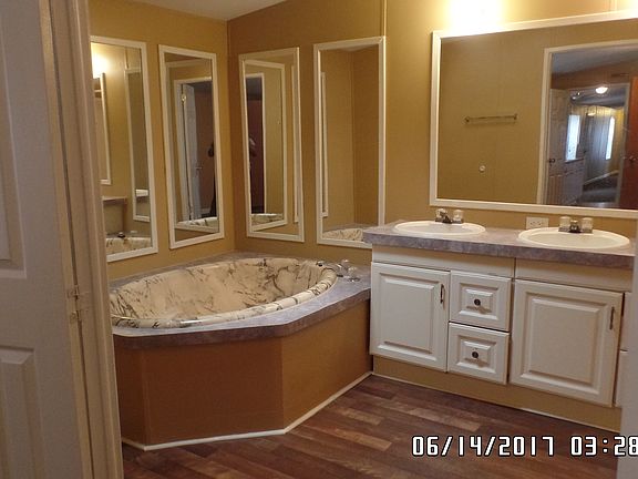 master bathroom garden tib