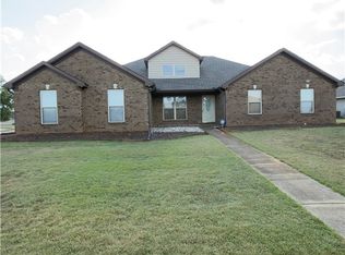 16391 Cherokee Bend Pkwy, Moundville, AL 35474