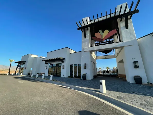 5764 S Russet Sun Dr, Saint George, UT 84790