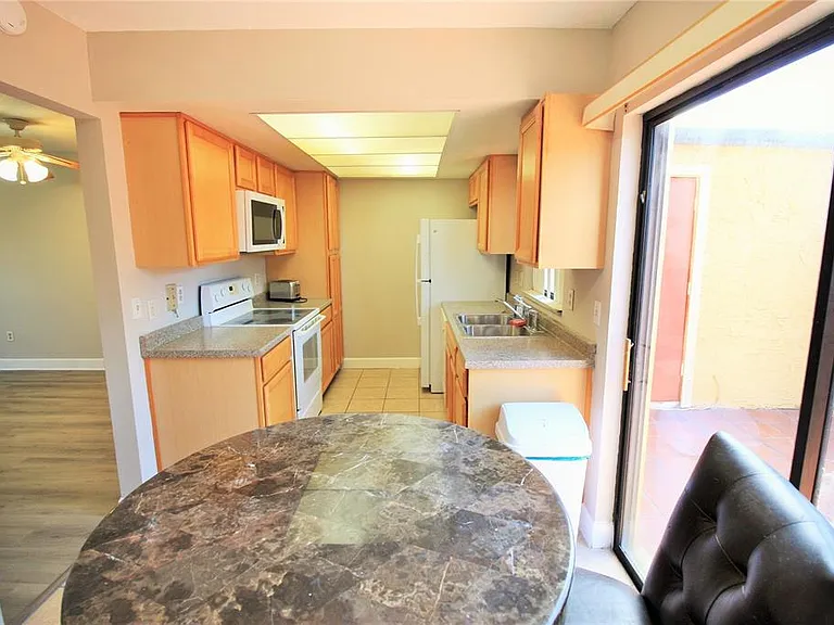 7446 Wynnewood Sq #190 — Photo 3