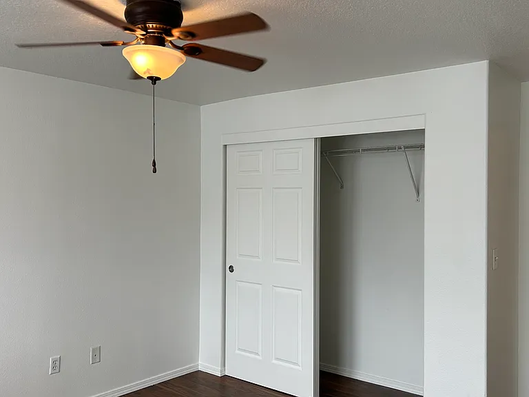5821 NE 135th Ave — Photo 3