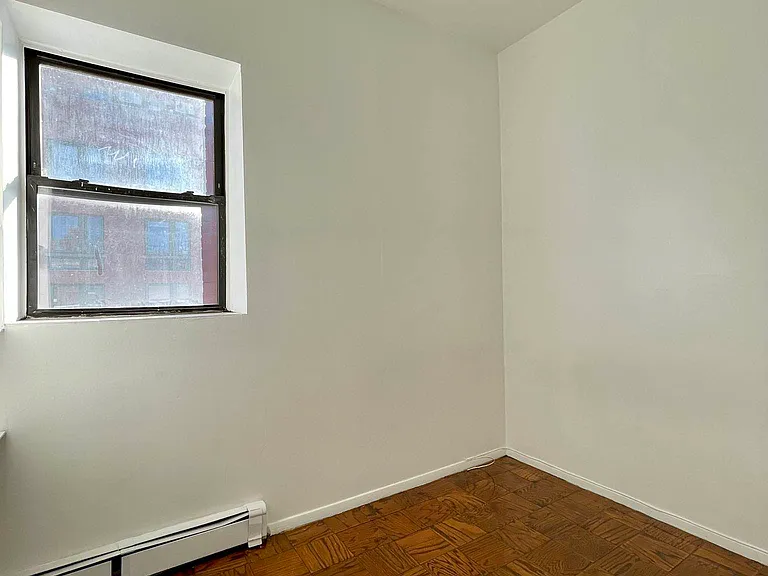 301 E 110th St #4D — Photo 7