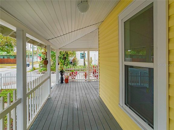 4th image of 1000 8th St N