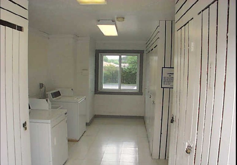 2nd image of 2881 Morewood Rd #11256926