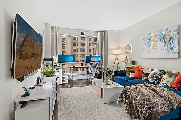 Rented by Corcoran | media 1