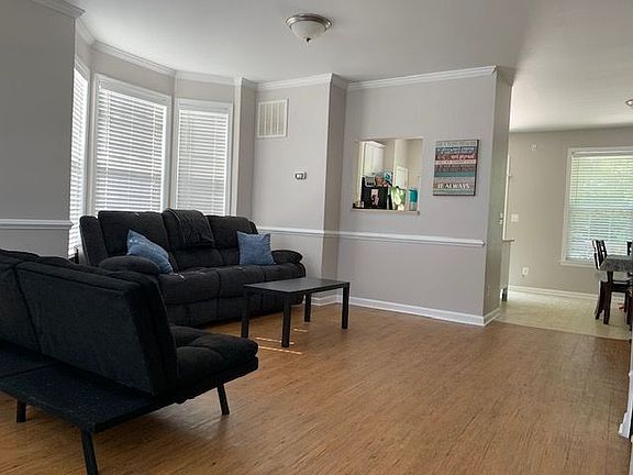 2nd image of 4268 Normandy Ct