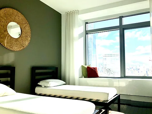 Rented by Corcoran | media 23