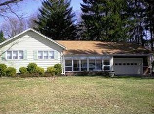 128 Waltz Mill Rd, Ruffs Dale, PA 15679