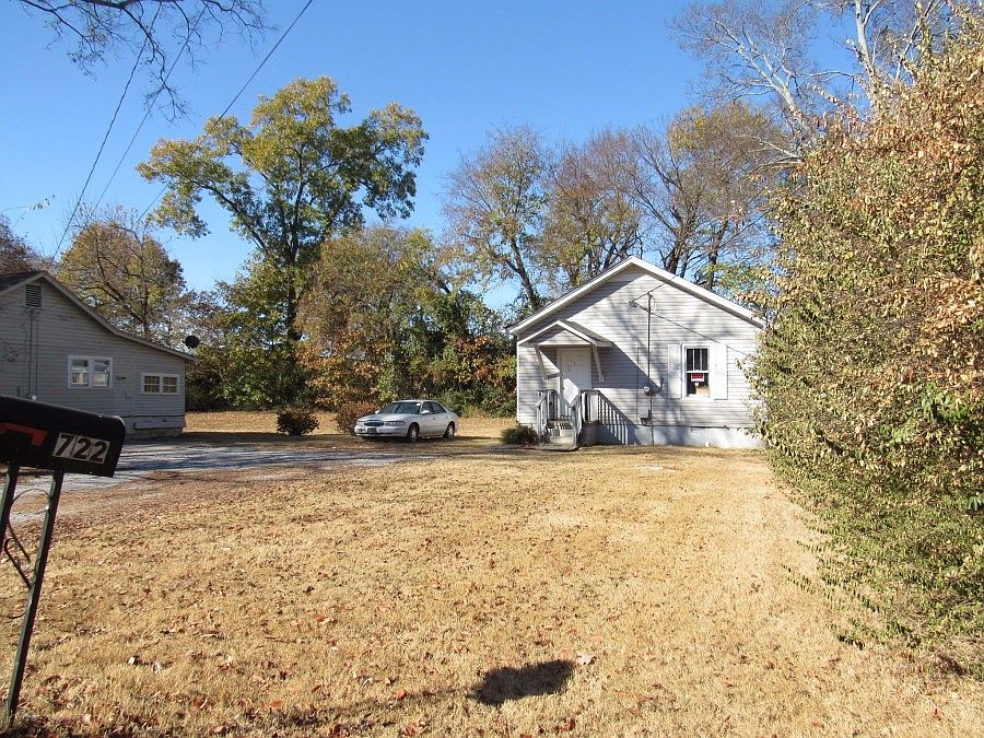 2nd image of 722 N Greenwood Ext