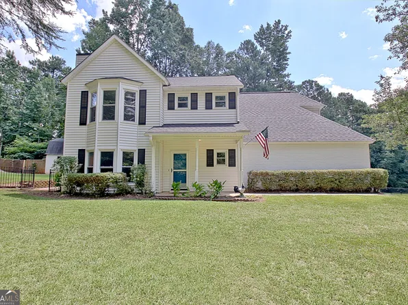 1359 Fischer Rd, Sharpsburg, GA 30277