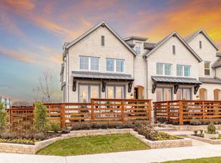 1131 Morgan Dr, Sherman, TX 75090