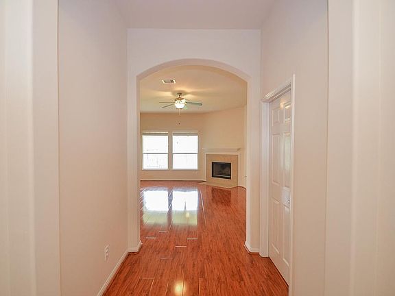 3rd image of 12507 Wortham Falls Blvd