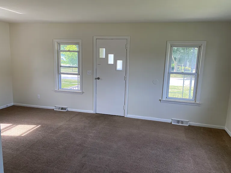 1816 Howard St — Photo 19