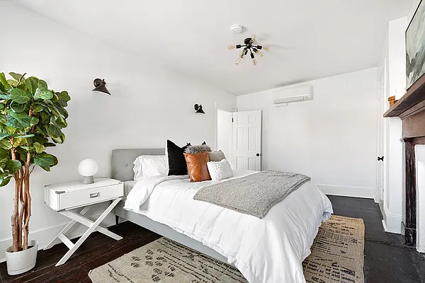 Sold by Compass | media 15