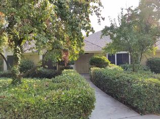 6190 N Forkner Ave, Fresno, CA