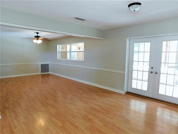 5th image of 4935 Hidden Hills Dr