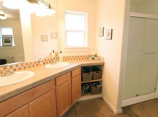 255 Hillsdale St W, Tillamook, OR 97141