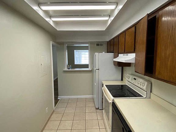 4th image of 2922 Willston Pl APT 101