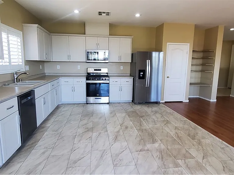3017 Hartley Cove Ave — Photo 10