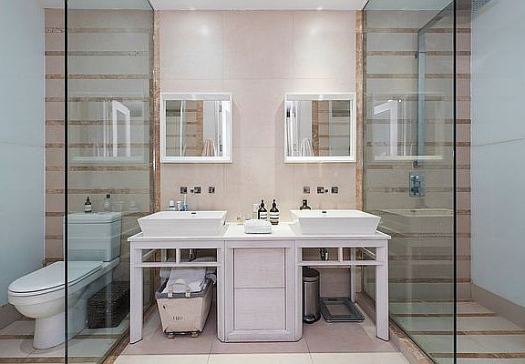 3rd image of 111 Fulton St APT 321