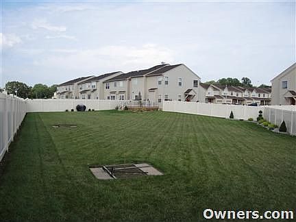 Huge Premium Lot Backyard!