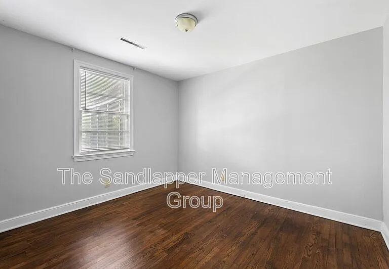 1520 Sutton St — Photo 7