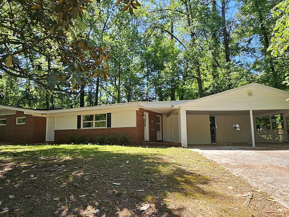1st image of 805 Dogwood Cir
