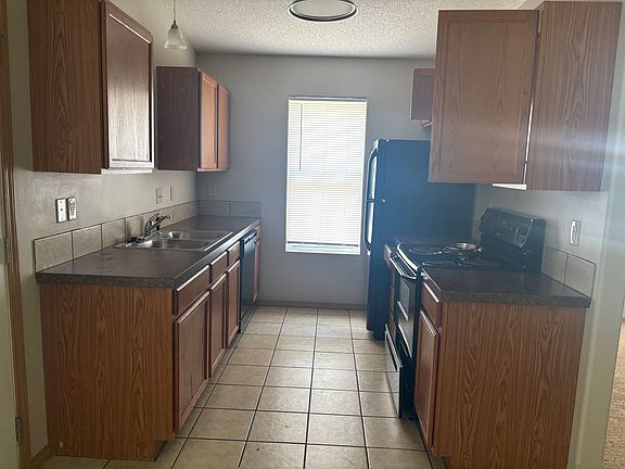 3rd image of 348-350 N Richmond St #348