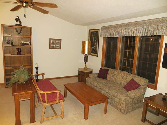 4th image of 2317 Oakwood Park Dr
