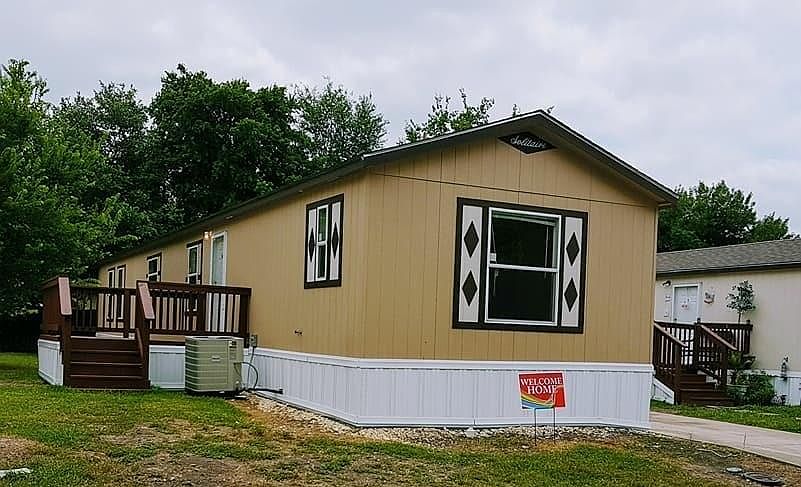 1st image of 8418 Montgomery Cir #8418