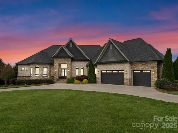 767 Pinnacle Dr, Iron Station, NC 28080