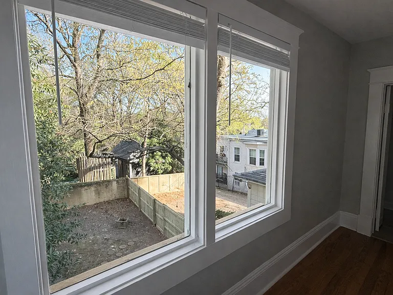 747 Barnett St NE #3 — Photo 17