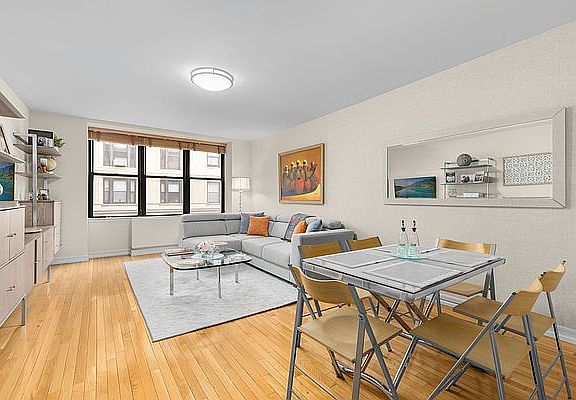 5th image of 2250 Broadway APT 5F