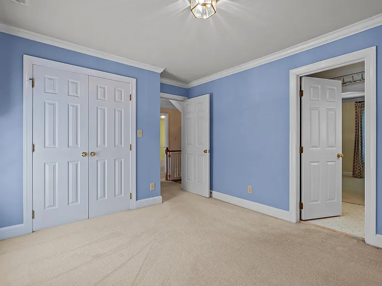 2113 Fallon Oaks Ct — Photo 17