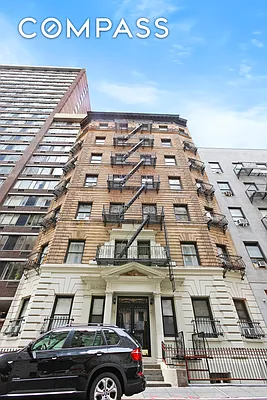 Rented by Compass | media 27