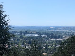 1026 Sunset Drive, Healdsburg, CA