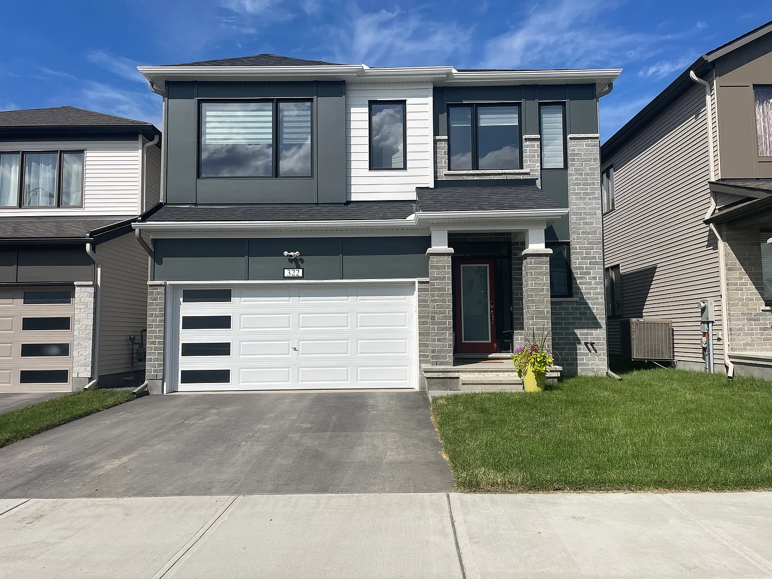 4 bed, 3.5 bath, 2652 sqft, $2,949 — Photo 1