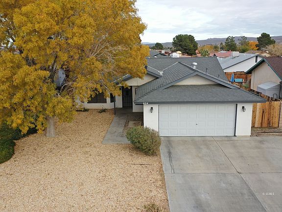 4th image of 624 Burbank St