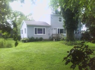 6856 Schuyler Dr, Derby, NY 14047