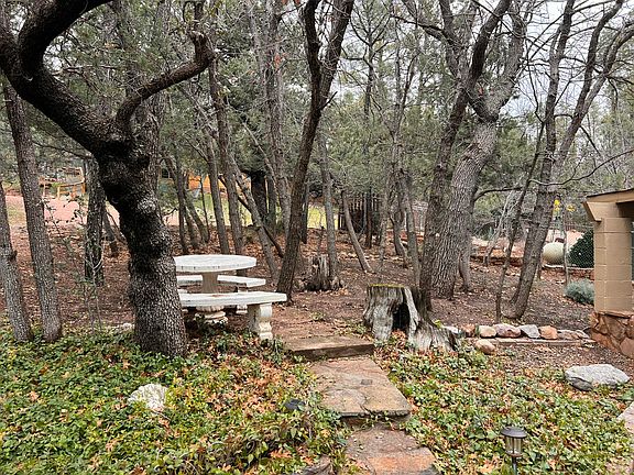 5th image of 3209 N Miller Dr
