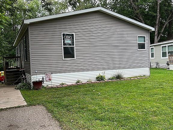 5th image of 151 Anthony Dr #47