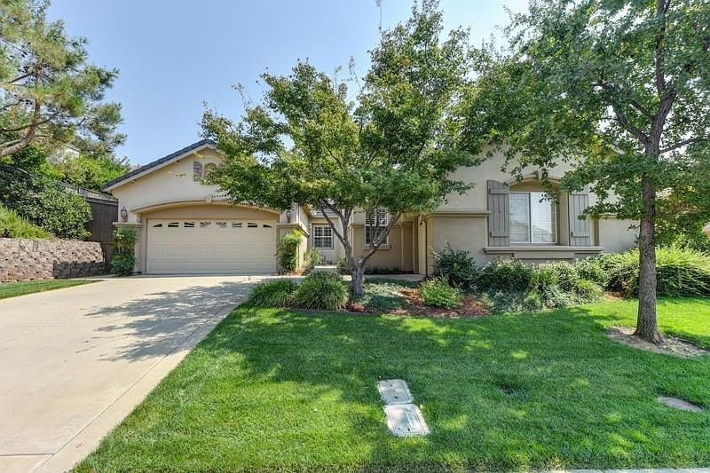 1st image of 4775 Village Green Dr