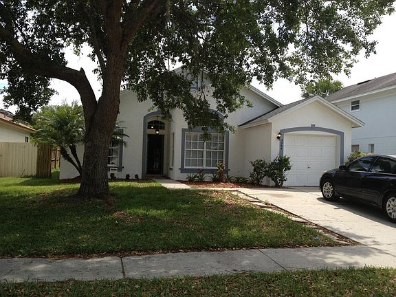 3rd image of 9504 Chandon Dr