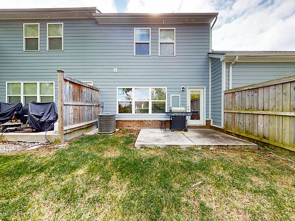 2nd image of 334 Banbury Dr