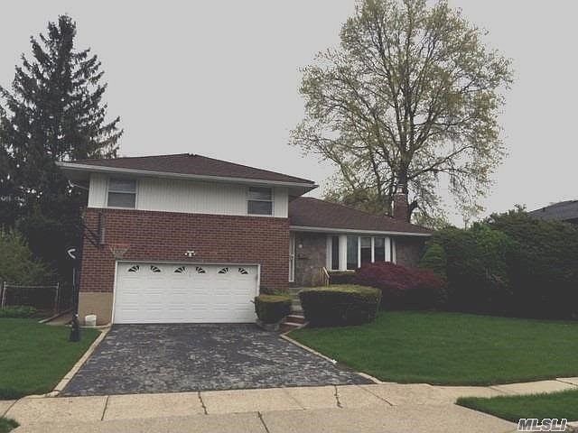1st image of 32 Birchwood Park Dr