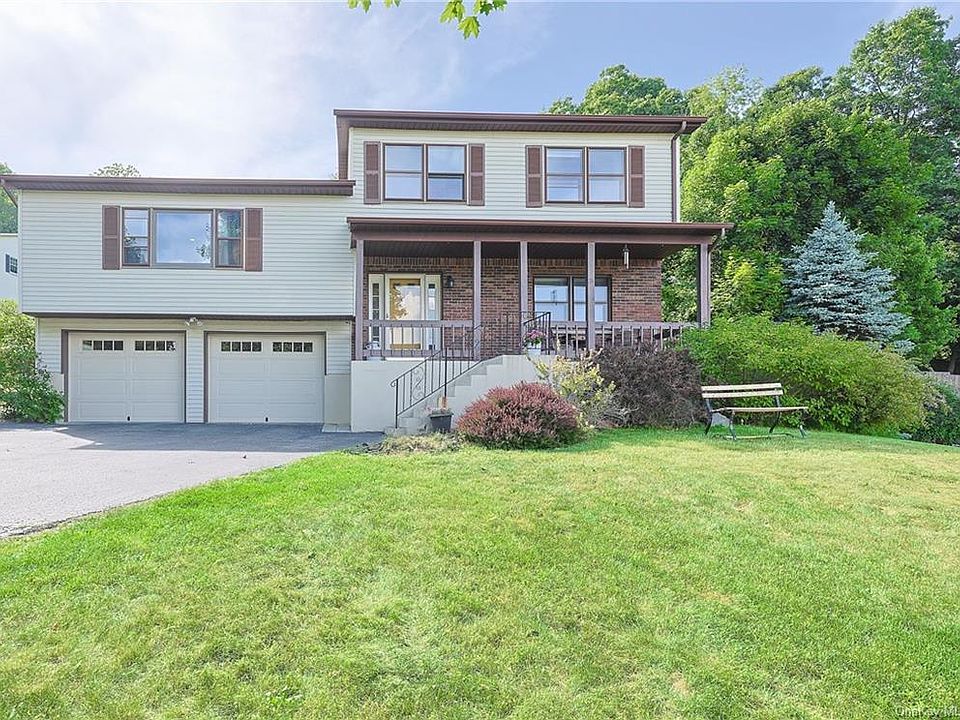 20 Four Winds Drive, Poughkeepsie, NY 12603 Zillow