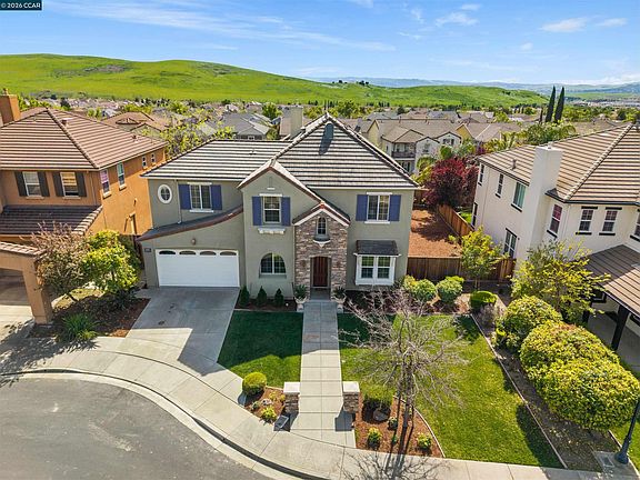 2nd image of 2650 Casella Way